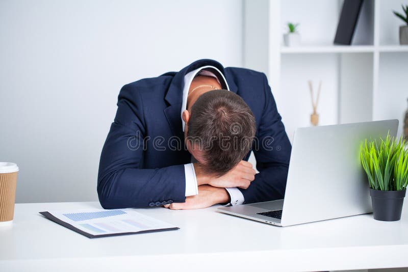 A Empresa Pode Obrigar Funcionários a Fazer Hora Extra Entenda!
