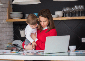 mae retornando ao trabalho com confianca