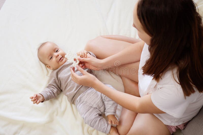 Qual é a multa por demissão após licença maternidade no Brasil