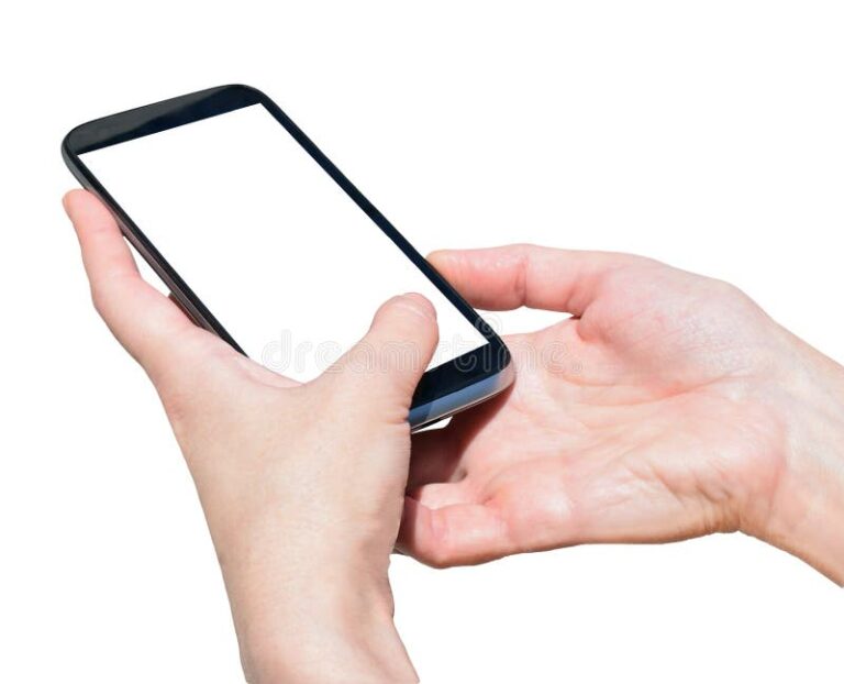 Como Encontrar Aplicativos Que Oferecem Dinheiro de Graça 10 mao segurando um celular com moedas