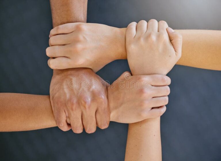 Sou da CIPA, posso pedir demissão e quais são meus direitos 7 maos unidas em apoio e solidariedade