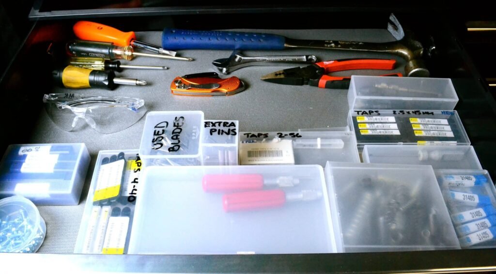 Como Escolher o Mini Container Ideal para Armazenar Ferramentas