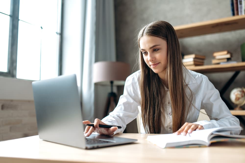 Onde encontrar um curso técnico gratuito em recursos humanos