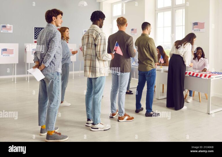 pessoas se cadastrando em um posto de atendimento