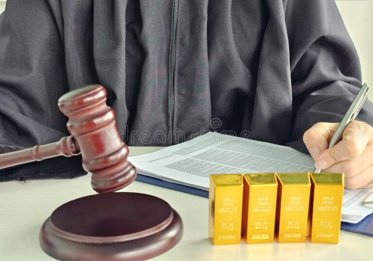 Como Funciona a Execução de Nota Promissória Segundo o Novo CPC 32 um juiz analisando documentos legais