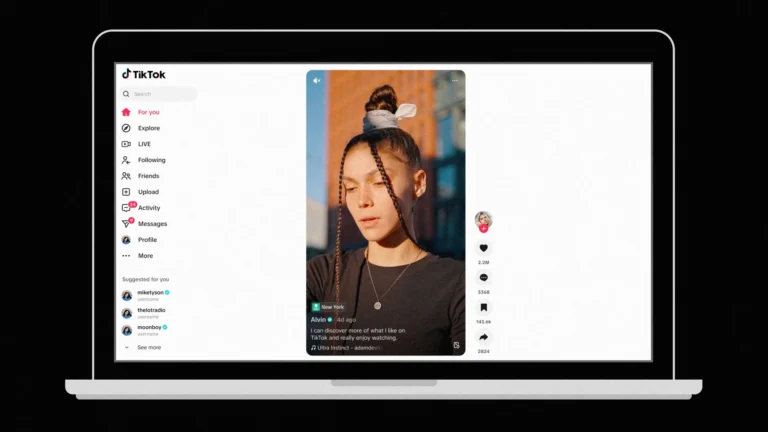 Por que Não Estou Conseguindo Seguir Usuários no TikTok 10 usuario frustrado navegando no tiktok