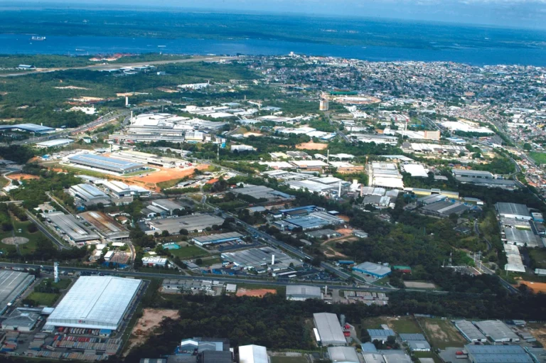 vista aerea da zona franca de manaus